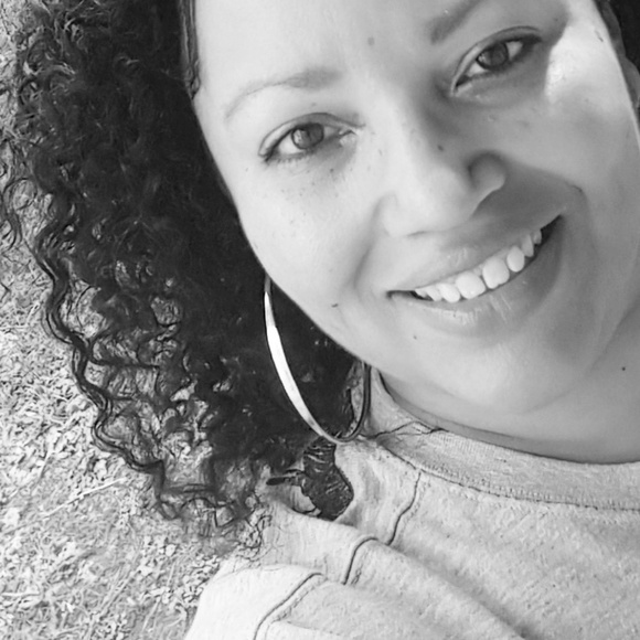 Meet your Posher - Picture 1 of 1